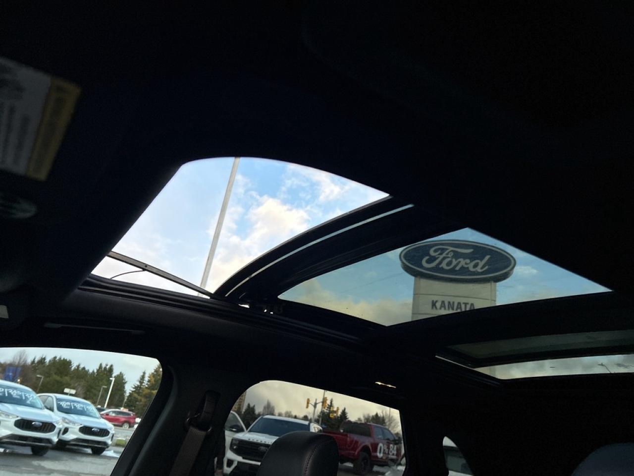 2022 Ford Edge SEL 4dr All-wheel Drive Photo