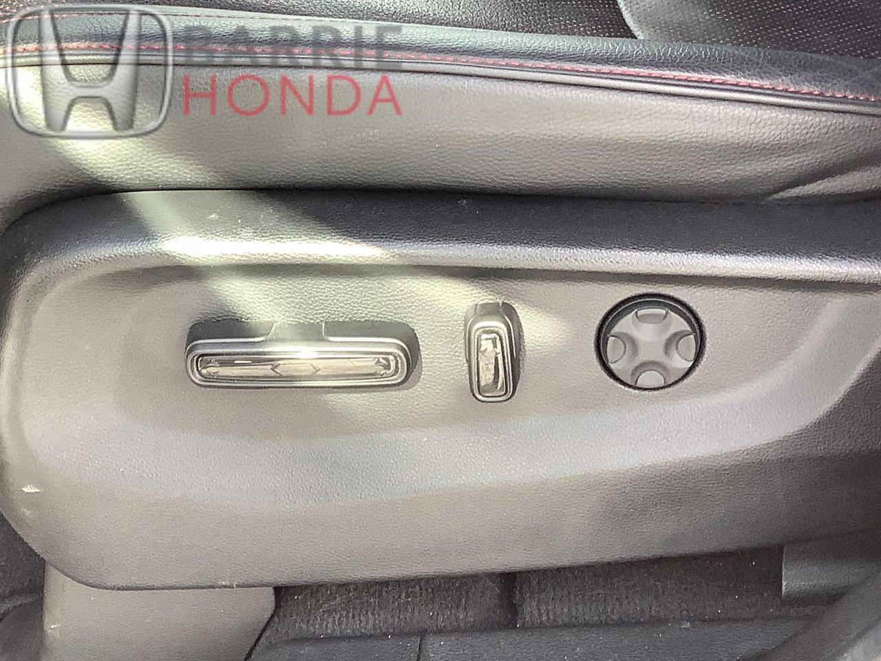 2024 Honda Odyssey Black Edition Passenger Van Photo