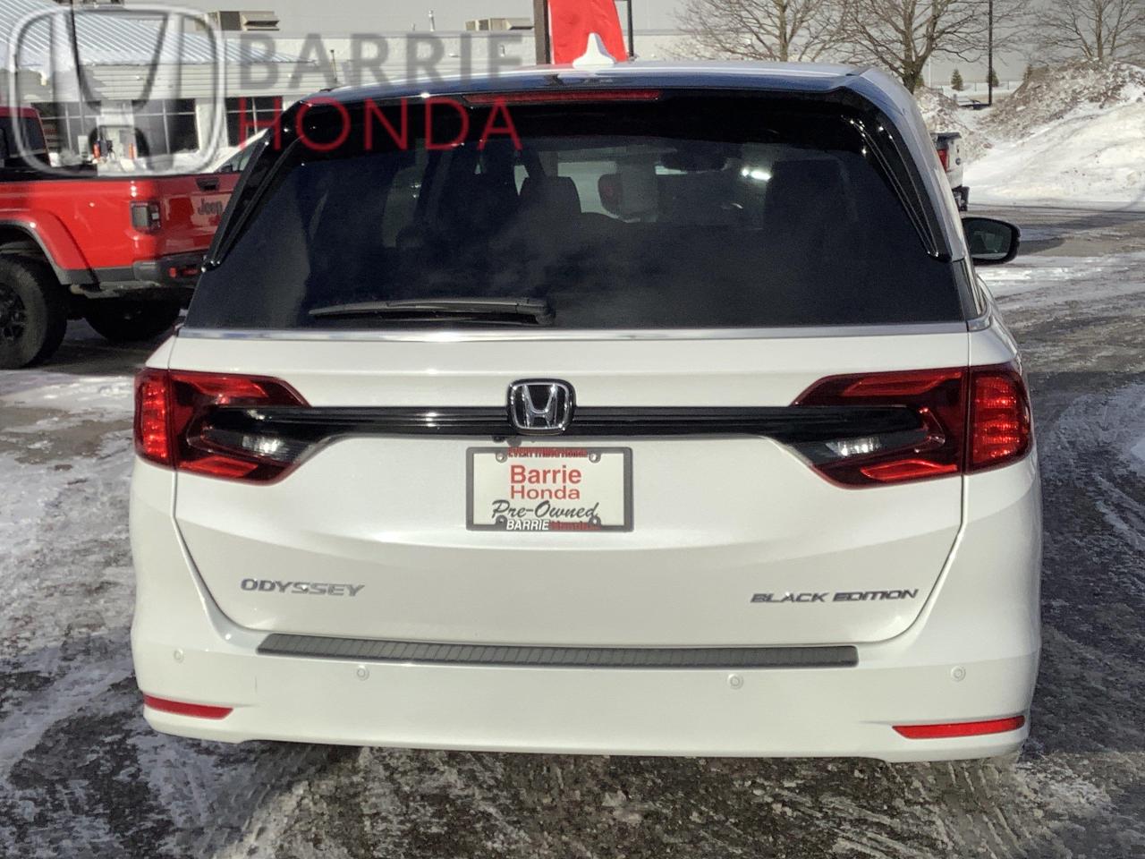 2024 Honda Odyssey Black Edition Passenger Van Photo