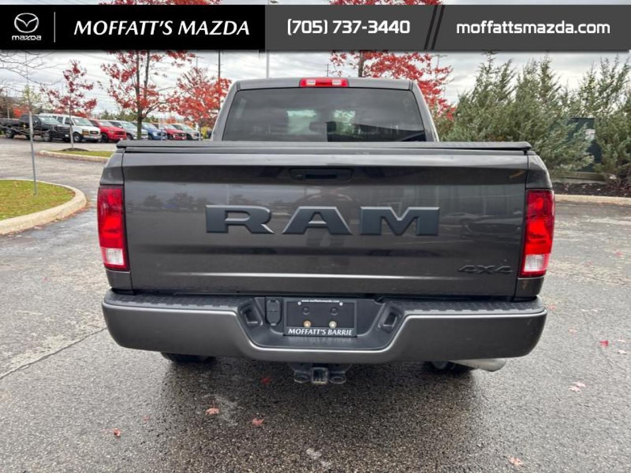 2021 RAM 1500 Classic EXPRESS Photo3