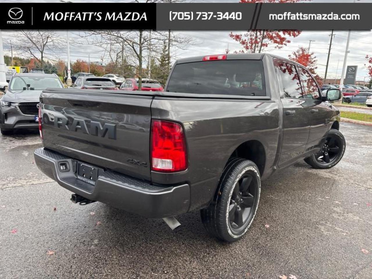 2021 RAM 1500 Classic EXPRESS Photo4