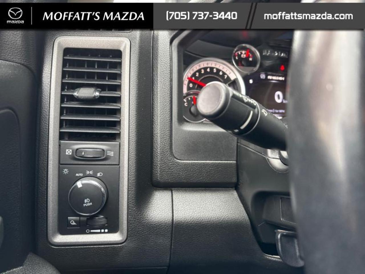 2021 RAM 1500 Classic EXPRESS Photo