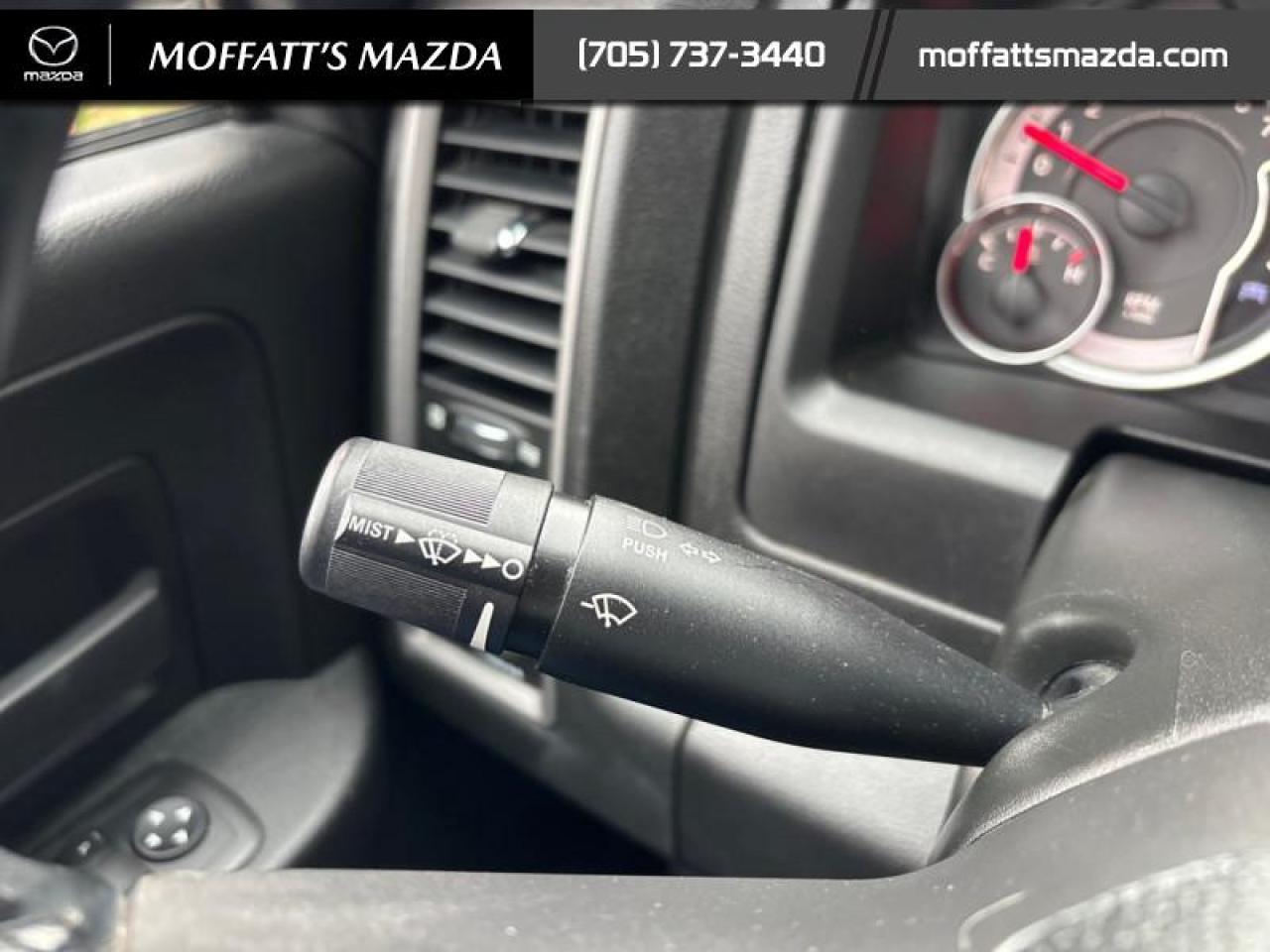 2021 RAM 1500 Classic EXPRESS Photo