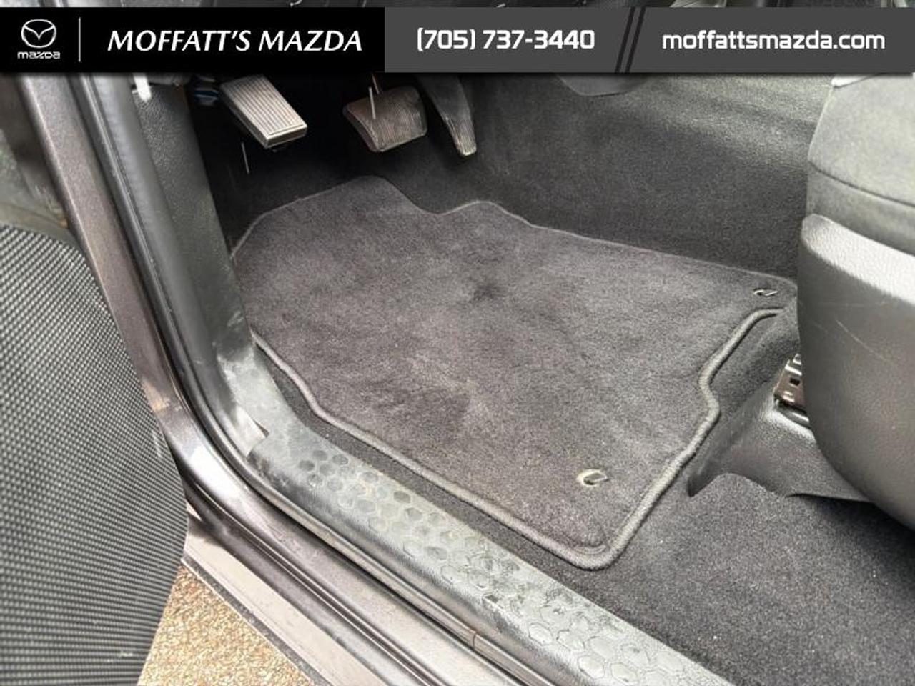 2021 RAM 1500 Classic EXPRESS Photo