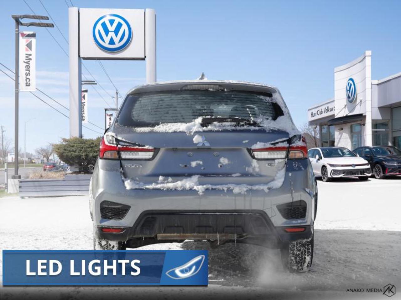 2022 Mitsubishi RVR ES AWC Photo