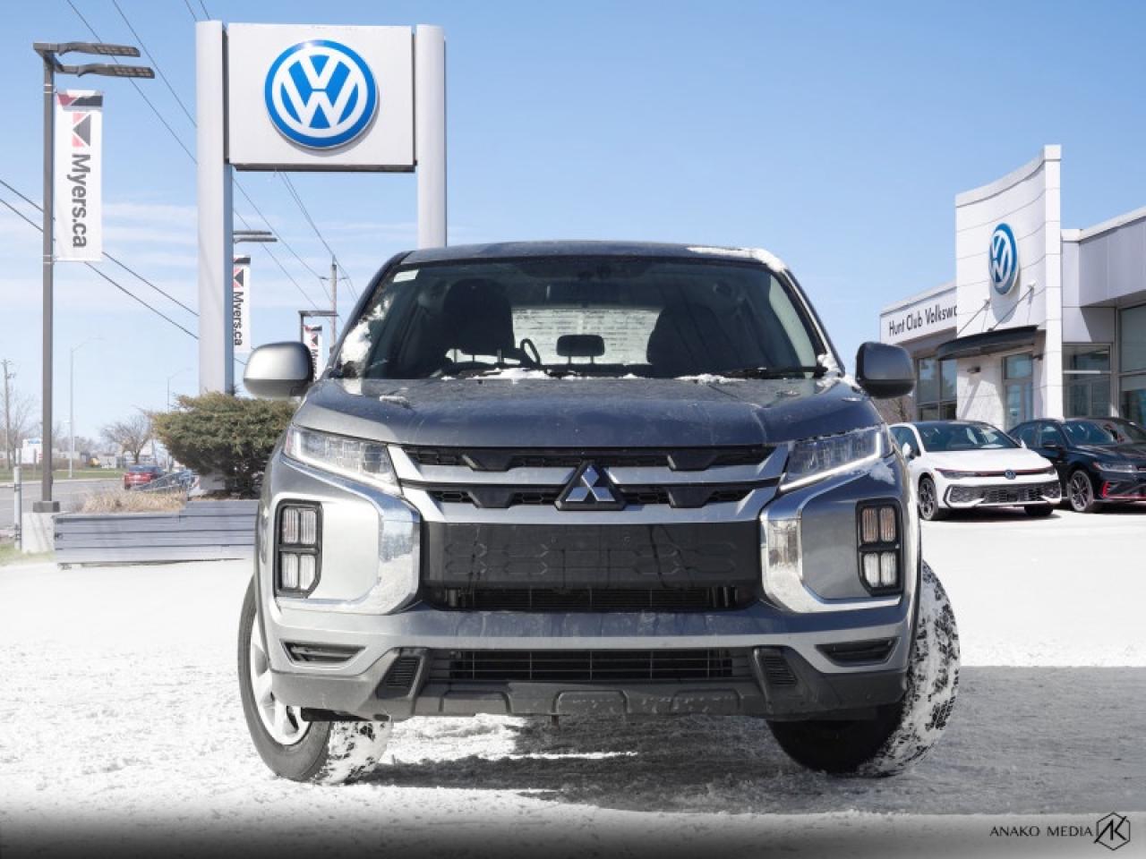 2022 Mitsubishi RVR ES AWC Photo4