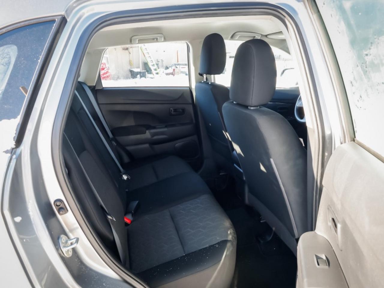 2022 Mitsubishi RVR ES AWC Photo