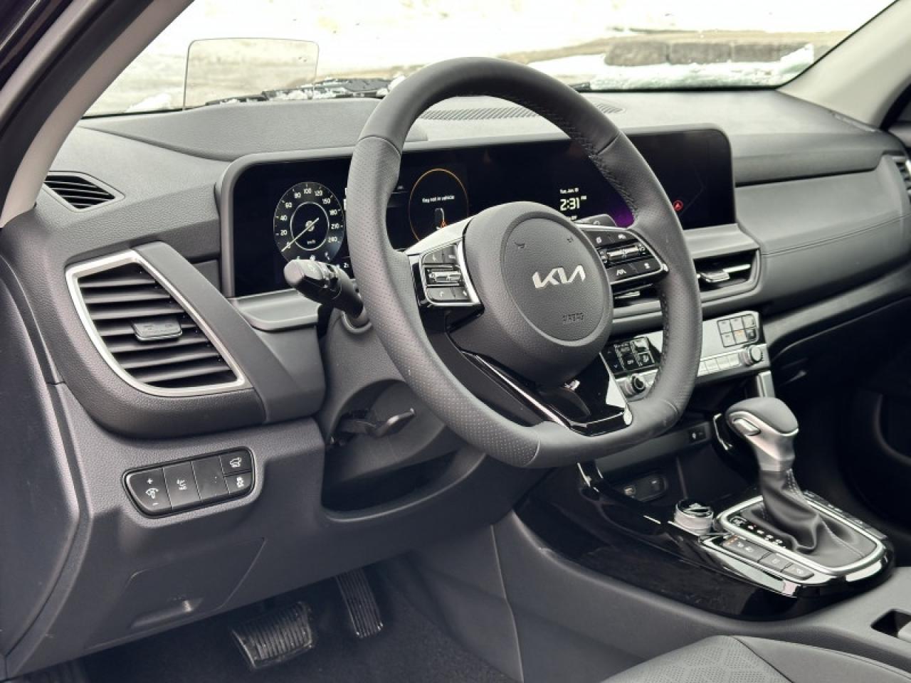 2026 Kia Seltos SX w/Black Interior Photo