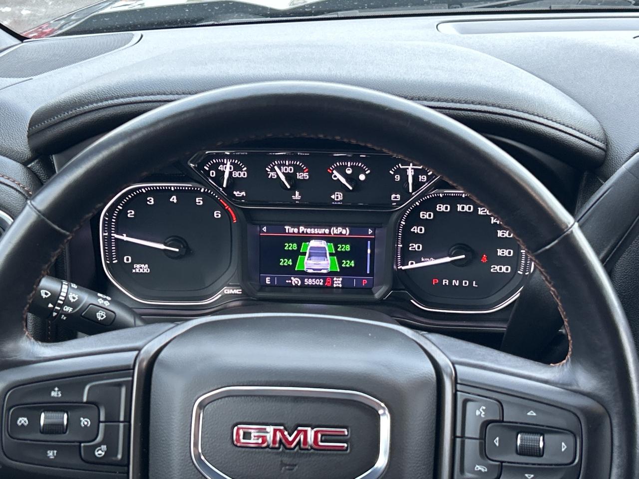 2021 GMC Sierra 1500 AT4  CALL BELLEVILLE *613-961-8848 FOR TEST DRIVE* Photo