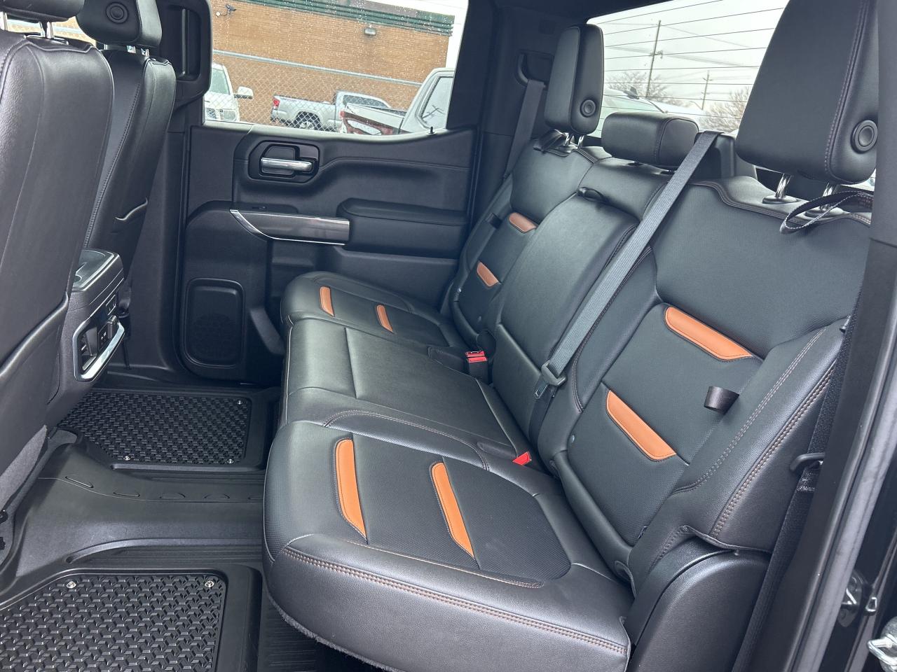 2021 GMC Sierra 1500 AT4  CALL BELLEVILLE *613-961-8848 FOR TEST DRIVE* Photo