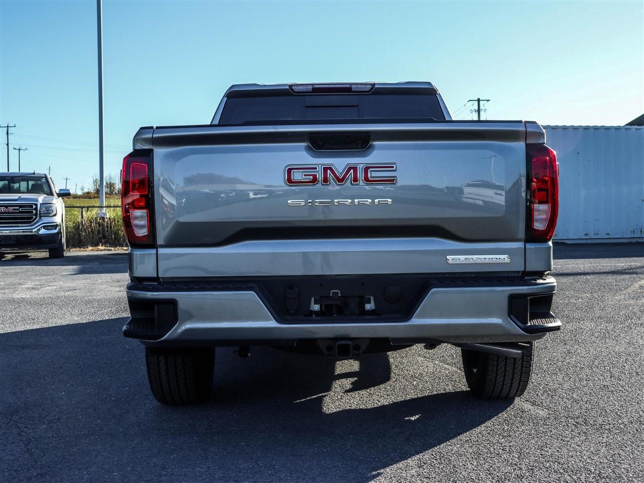 2026 GMC Sierra 1500 Crew Cab Standard Box 4-Wheel Drive Elevation Photo