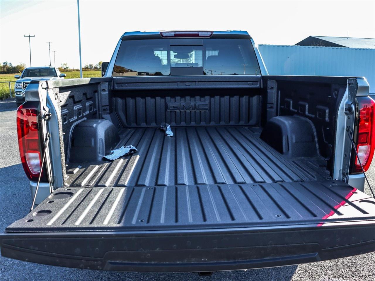 2026 GMC Sierra 1500 Crew Cab Standard Box 4-Wheel Drive Elevation Photo