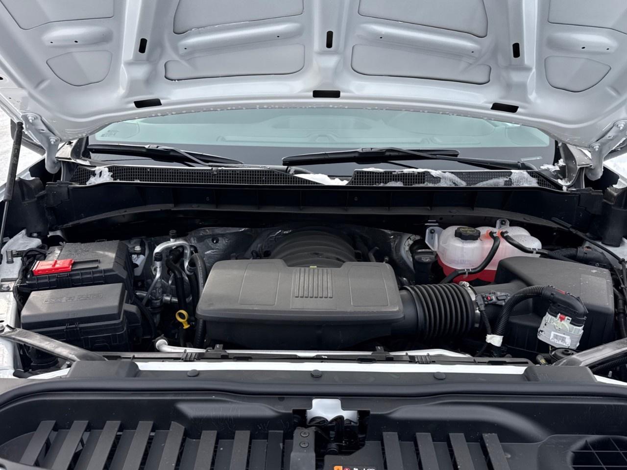 2026 Chevrolet Silverado 1500 Crew Cab Standard Box 4-Wheel Drive Work Truck Photo