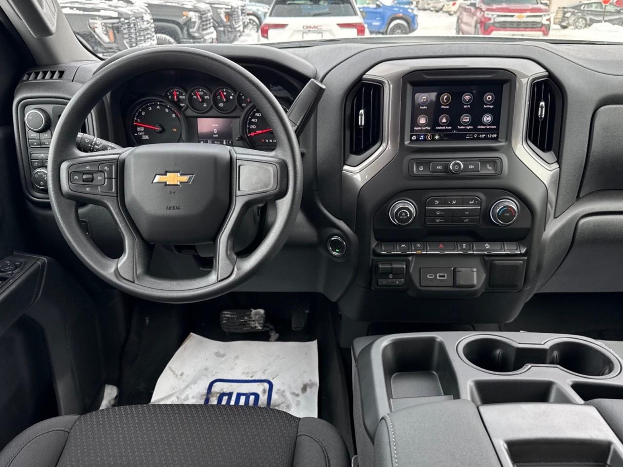 2026 Chevrolet Silverado 1500 Crew Cab Standard Box 4-Wheel Drive Work Truck Photo