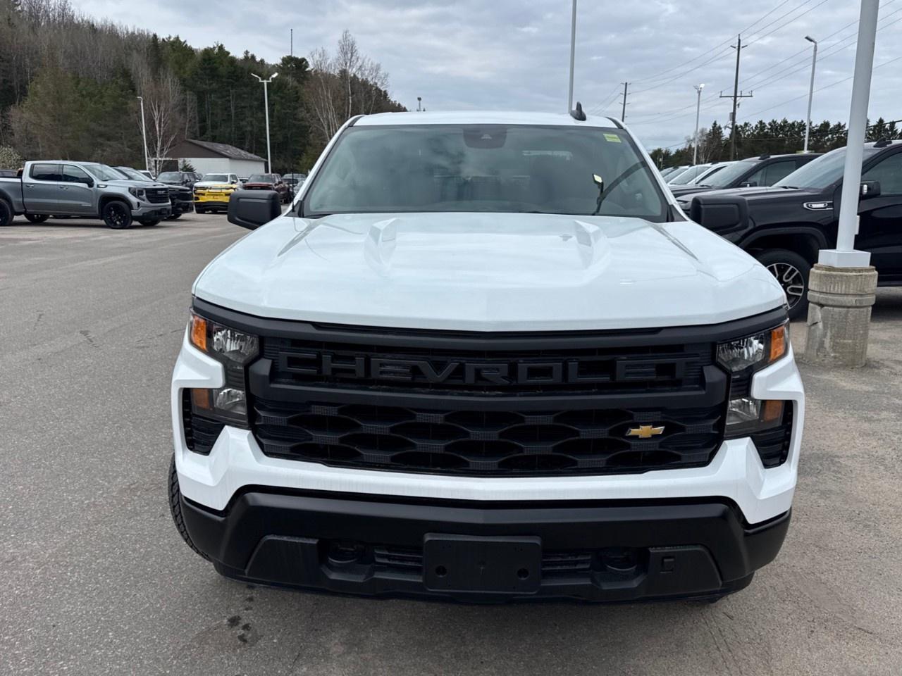 2026 Chevrolet Silverado 1500 Crew Cab Standard Box 4-Wheel Drive Work Truck Photo