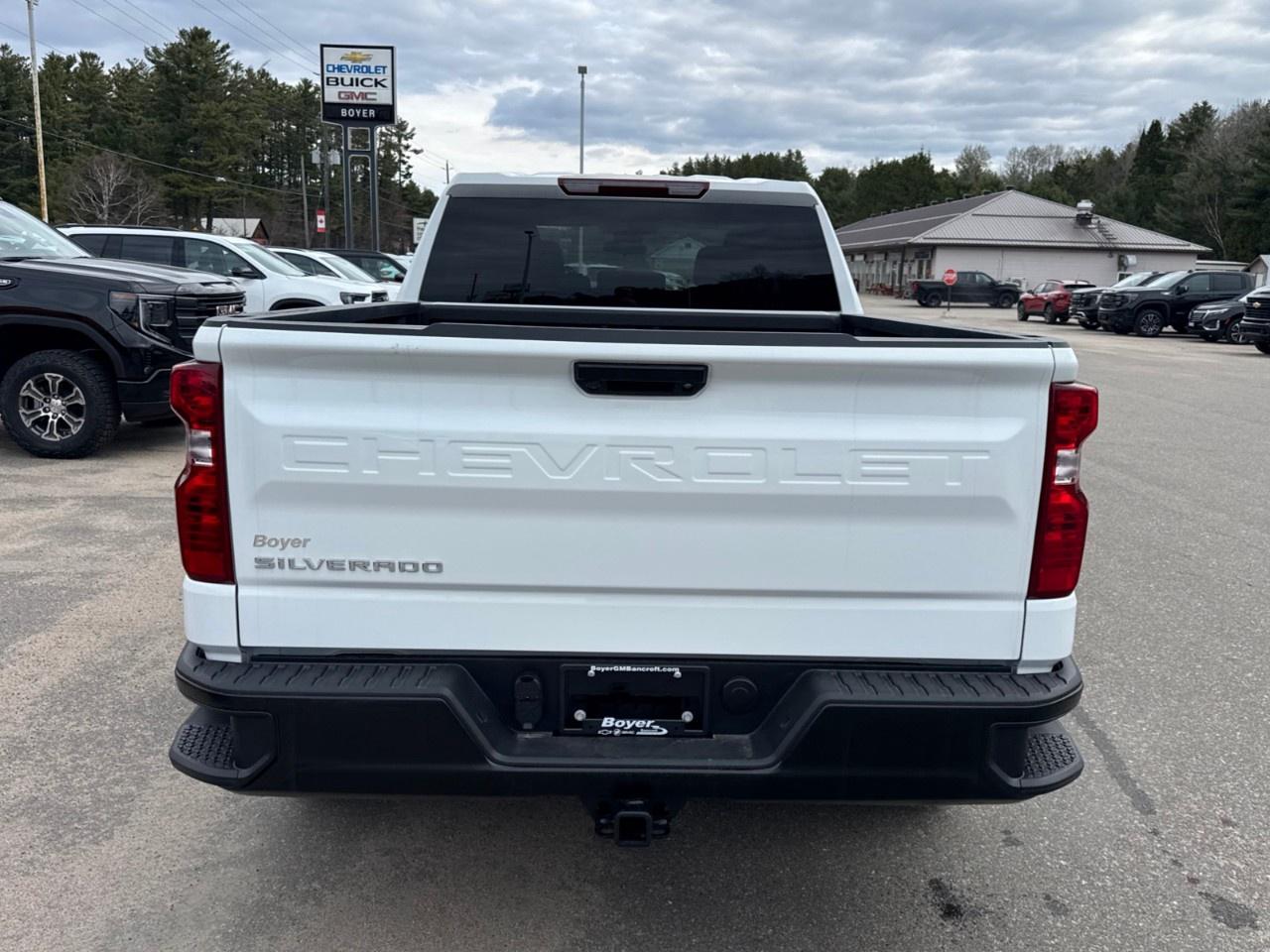 2026 Chevrolet Silverado 1500 Crew Cab Standard Box 4-Wheel Drive Work Truck Photo