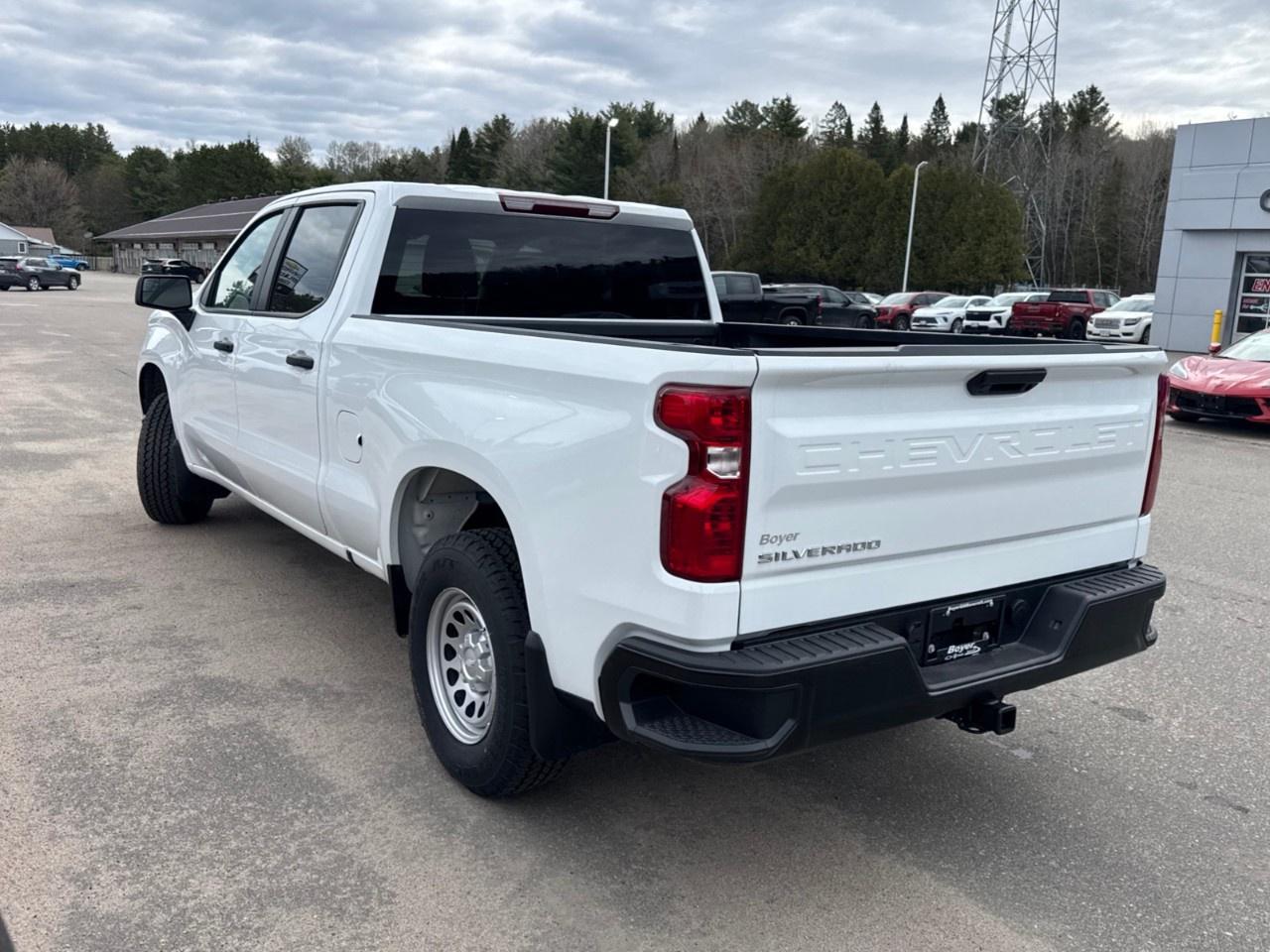 2026 Chevrolet Silverado 1500 Crew Cab Standard Box 4-Wheel Drive Work Truck Photo