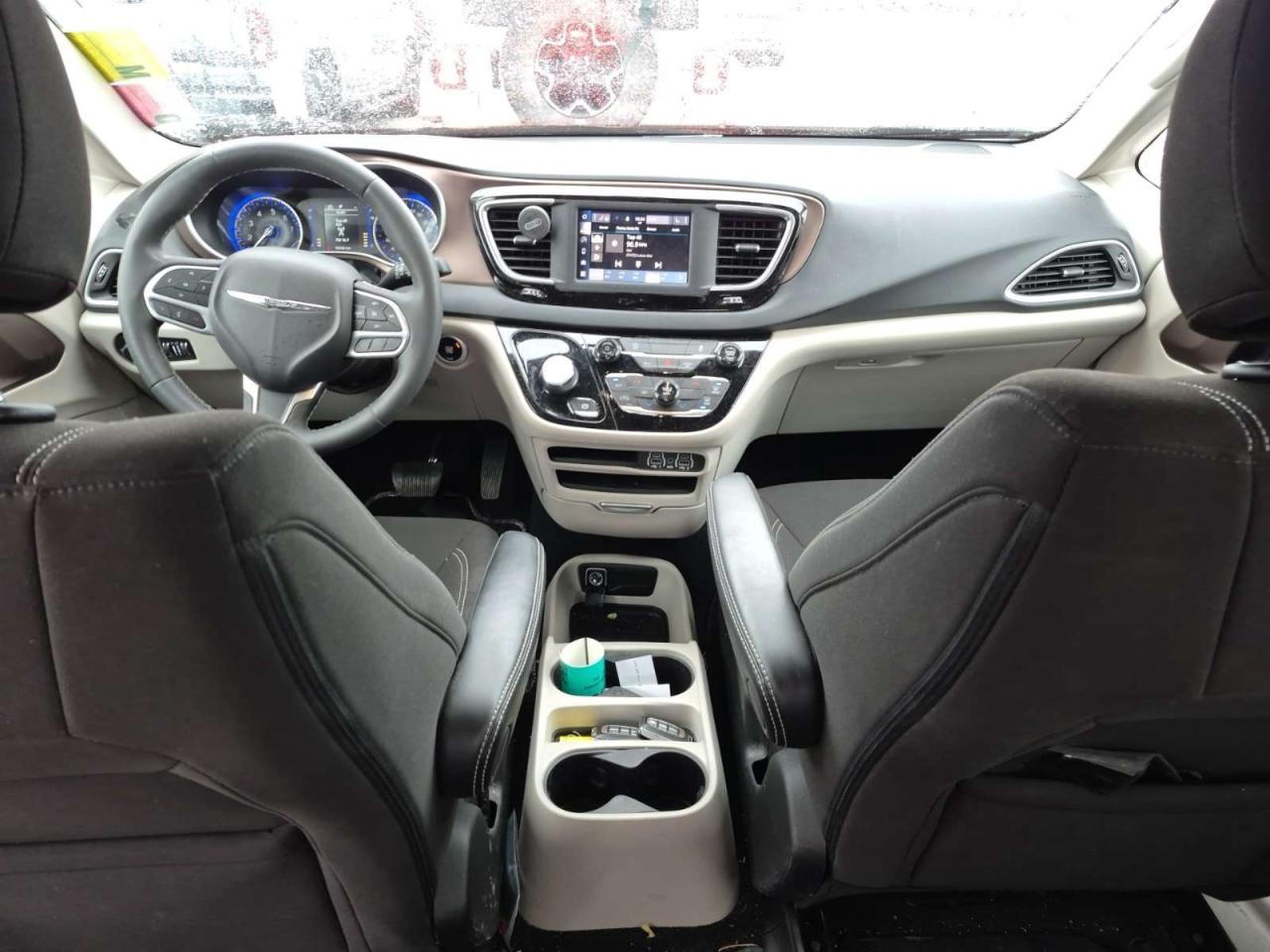 2022 Chrysler Grand Caravan SXT Front-Wheel Drive Passenger Van Photo