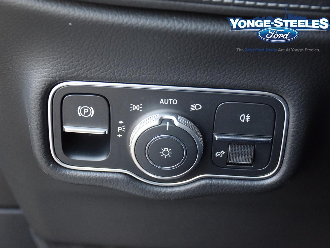 2025 Mercedes-Benz G-Class G 550 4MATIC SUV Photo