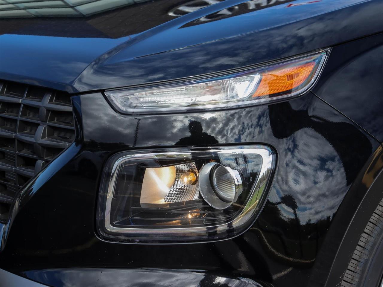 2026 Hyundai Venue Essential 4dr Front-Wheel Drive Photo