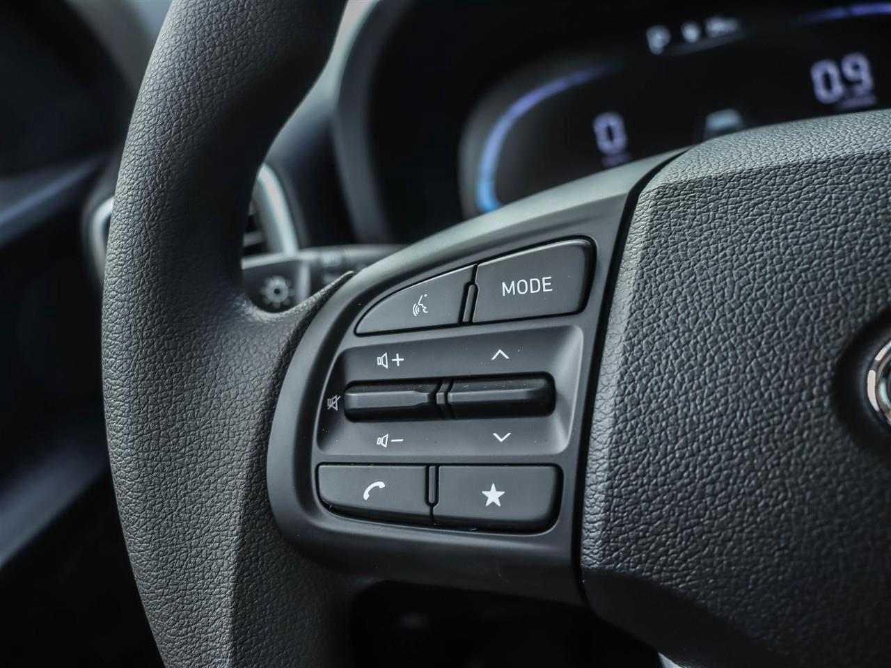 2026 Hyundai Venue Essential 4dr Front-Wheel Drive Photo