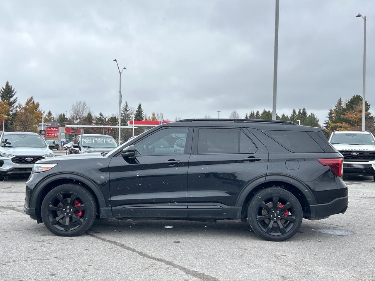 2021 Ford Explorer ST 4dr 4x4 Photo2