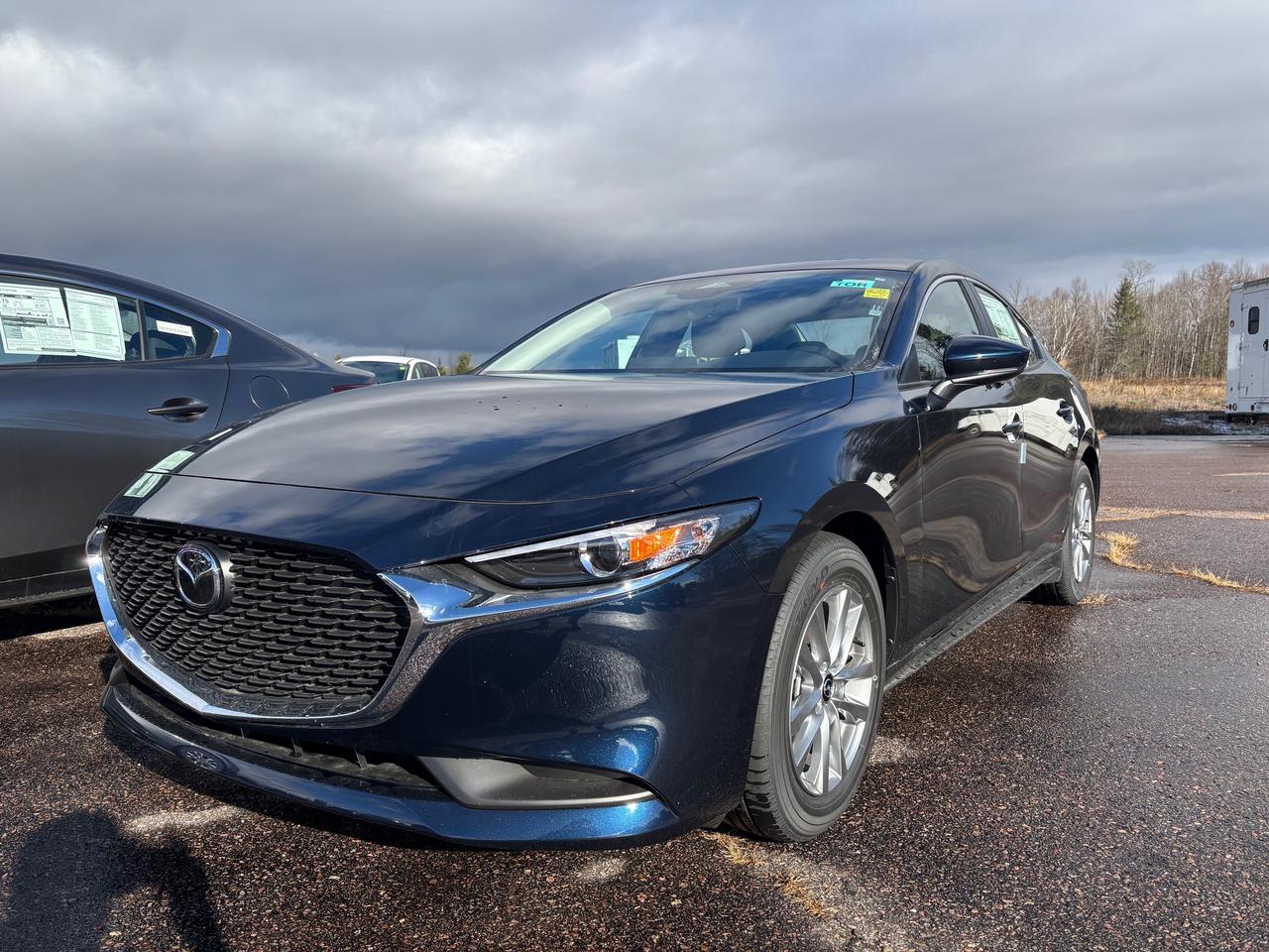 2025 Mazda 3 GS (A6) 4dr Front-Wheel Drive Sedan Photo0