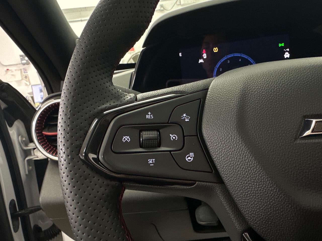 2024 Chevrolet Trax 2RS 4dr Front-Wheel Drive Photo