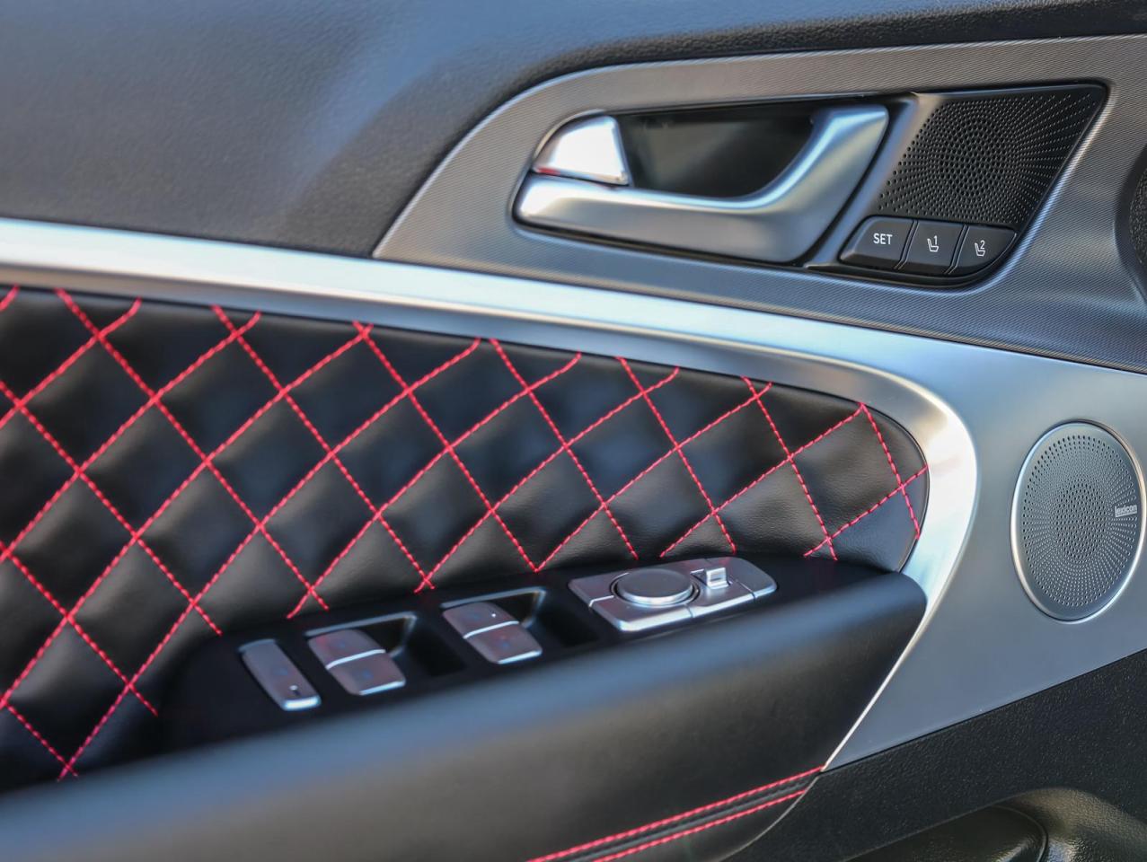 2025 Genesis G70  Photo