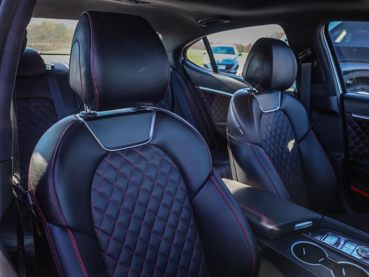 2025 Genesis G70  Photo