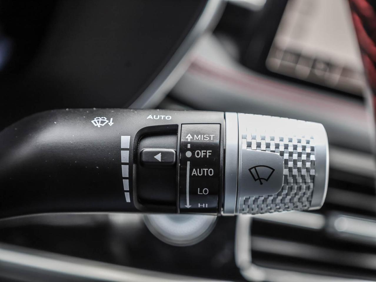 2025 Genesis G70  Photo