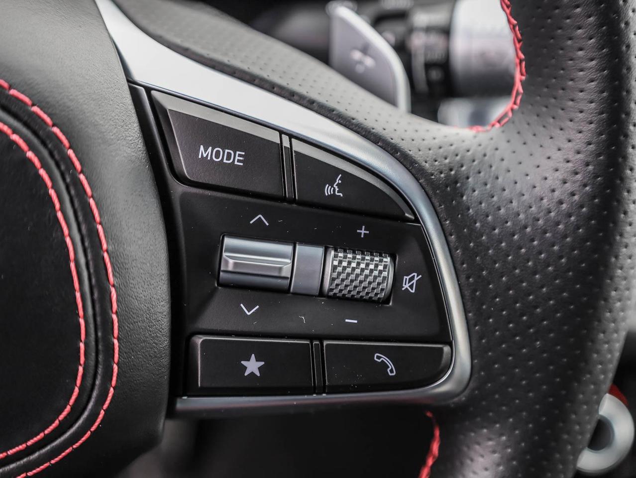 2025 Genesis G70  Photo