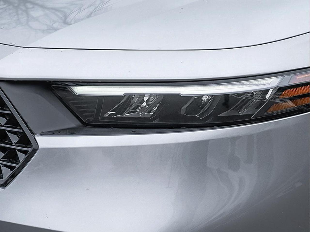 2025 Honda Accord Hybrid Sport-L 4dr Sedan Photo