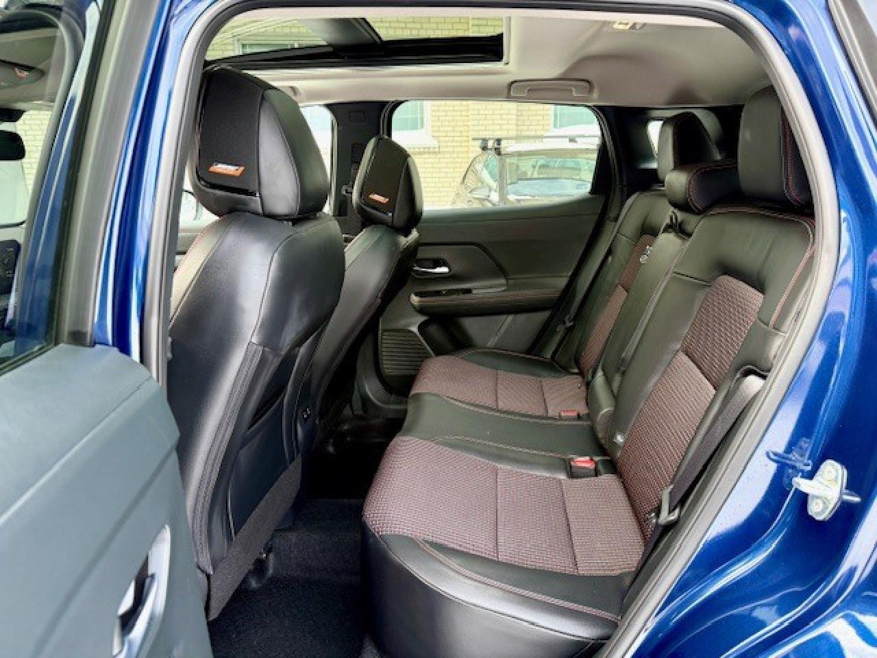 2025 Nissan Kicks SR PREMIUM, AWD, BOSE, 360 CAM, PANO ROOF, 19" ALL Photo