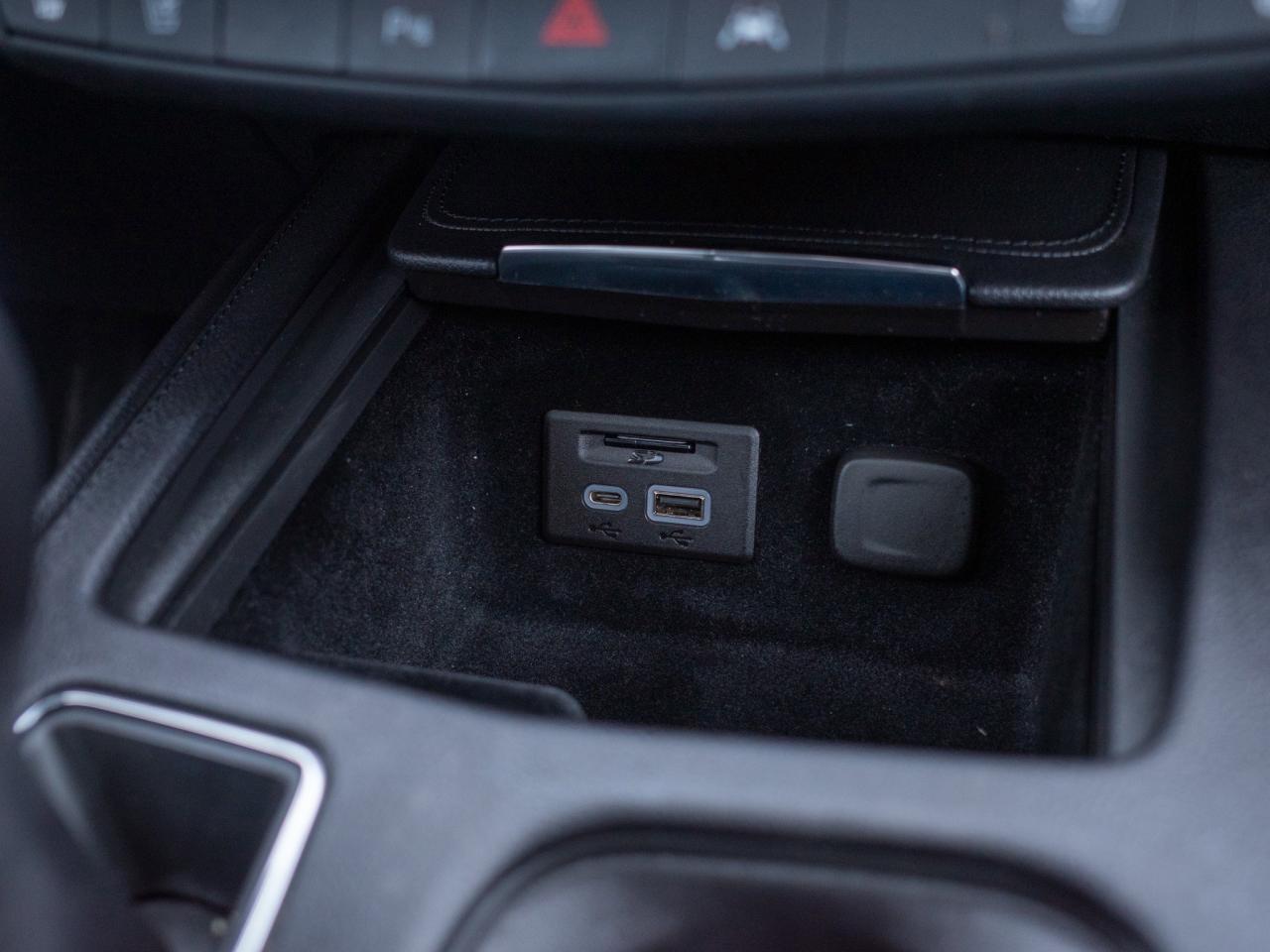 2023 Cadillac XT4 AWD Sport - Mode Selector   Blind Spot Monitor Photo