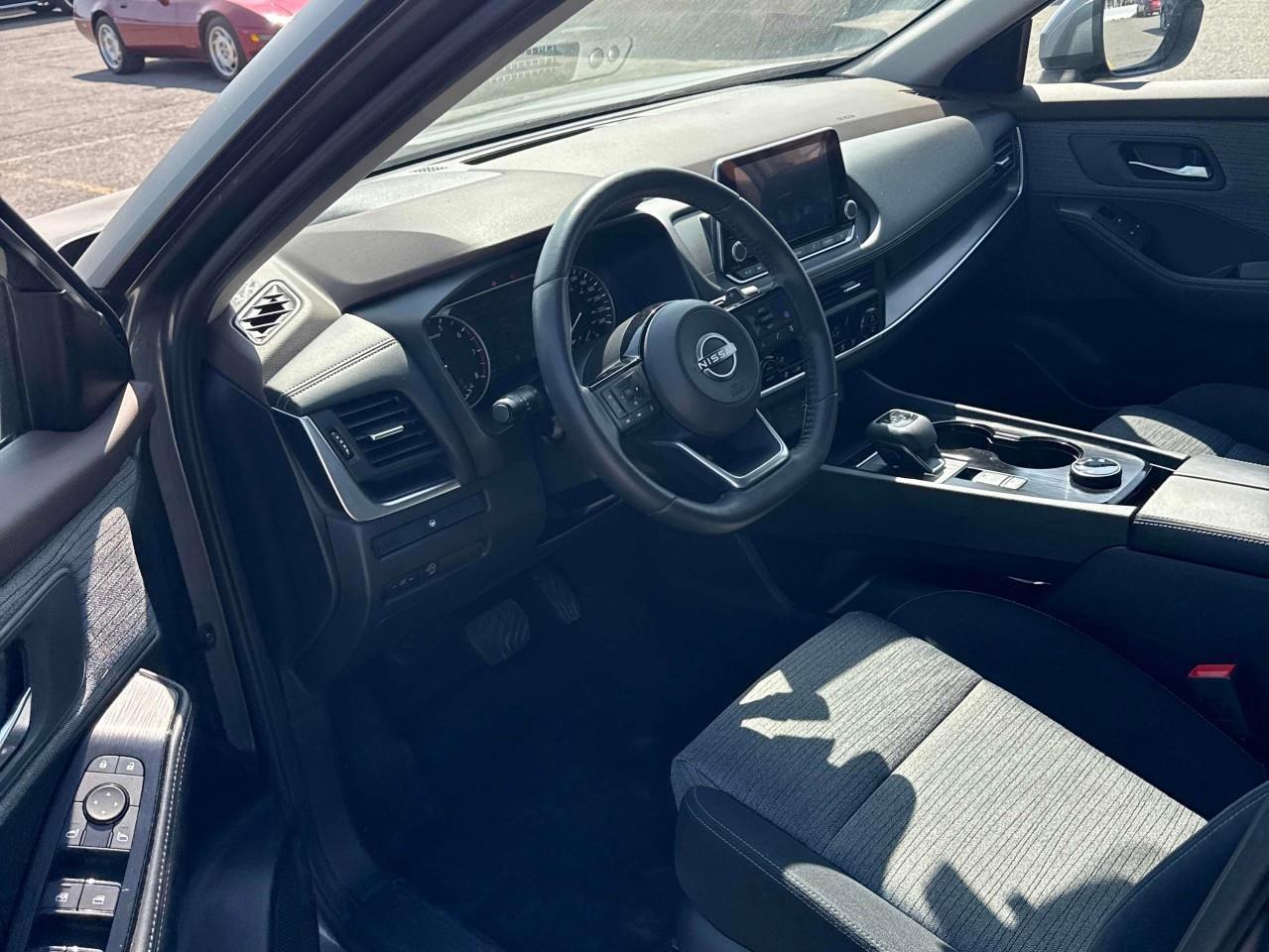 2023 Nissan Rogue SV Moonroof 4dr All-Wheel Drive Sport Utility Photo