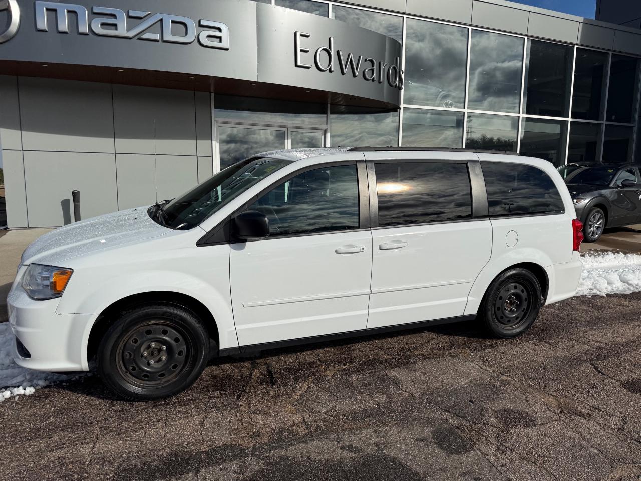 2017 Dodge Grand Caravan CVP/SXT Passenger Van Photo