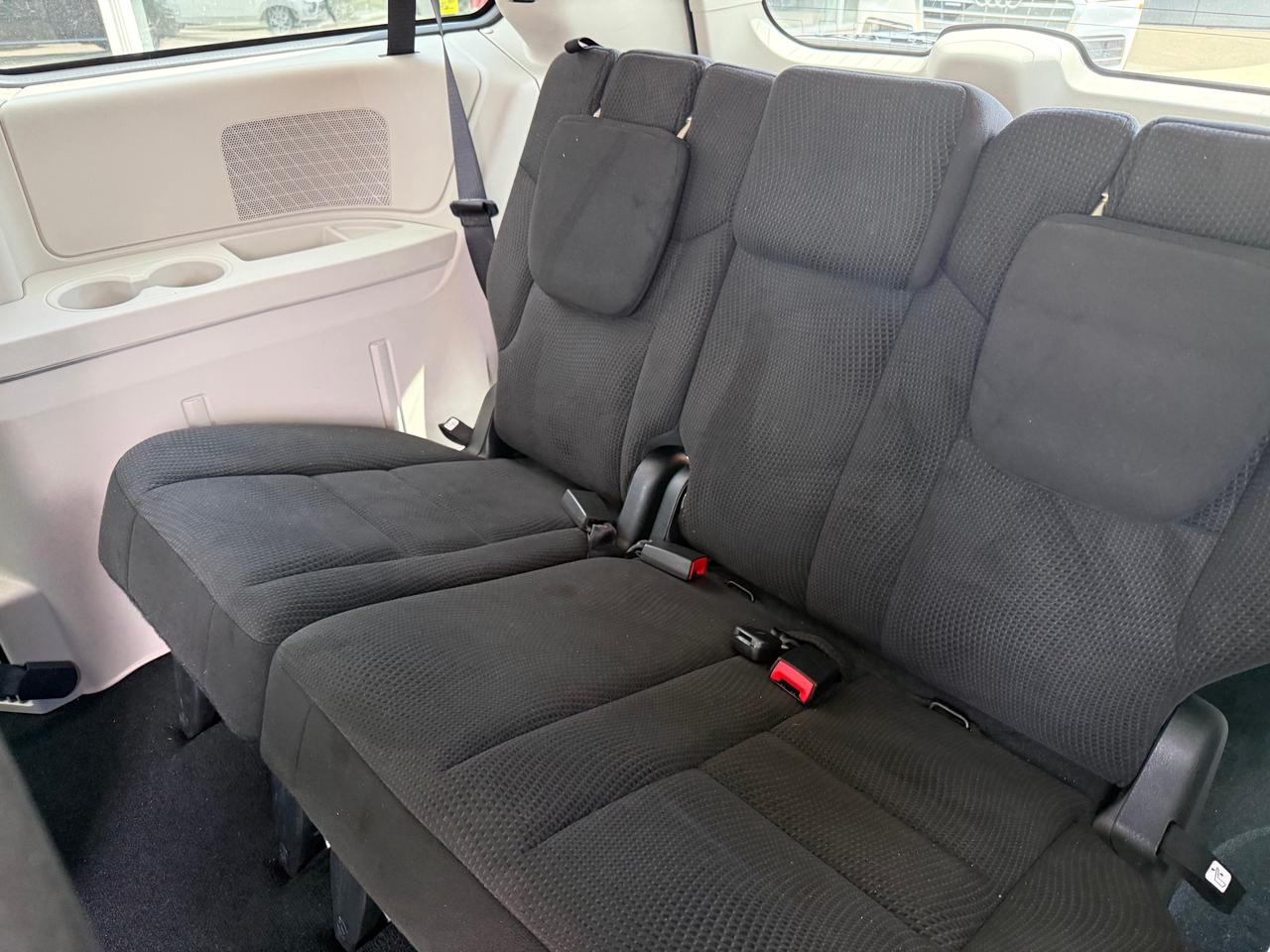 2017 Dodge Grand Caravan CVP/SXT Passenger Van Photo