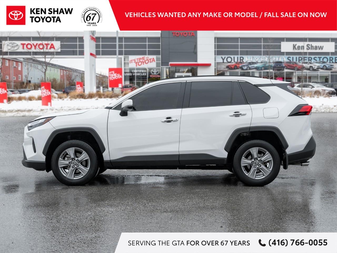 2024 Toyota RAV4 XLE 4dr All-wheel Drive Photo3