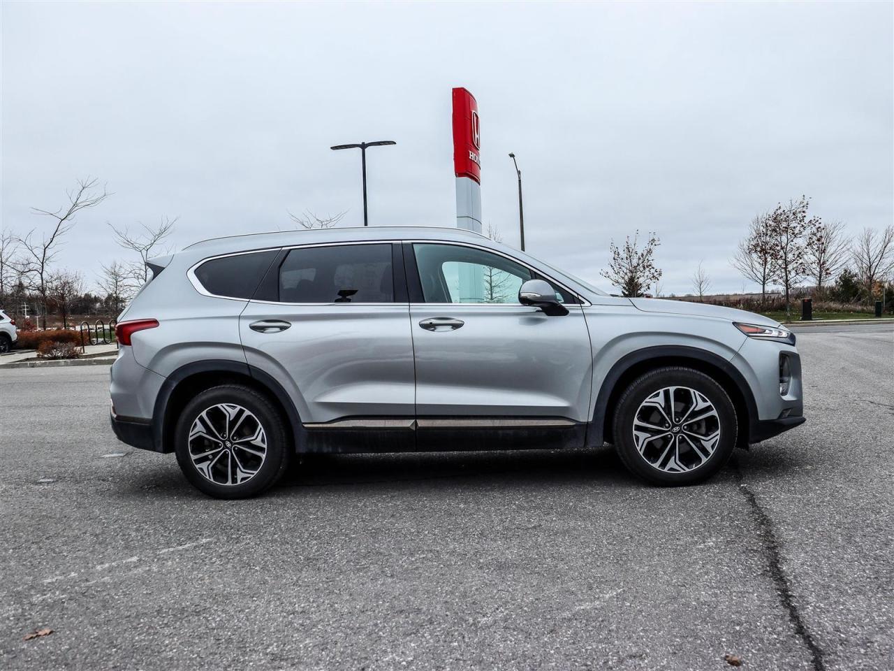 2020 Hyundai Santa Fe  Photo2