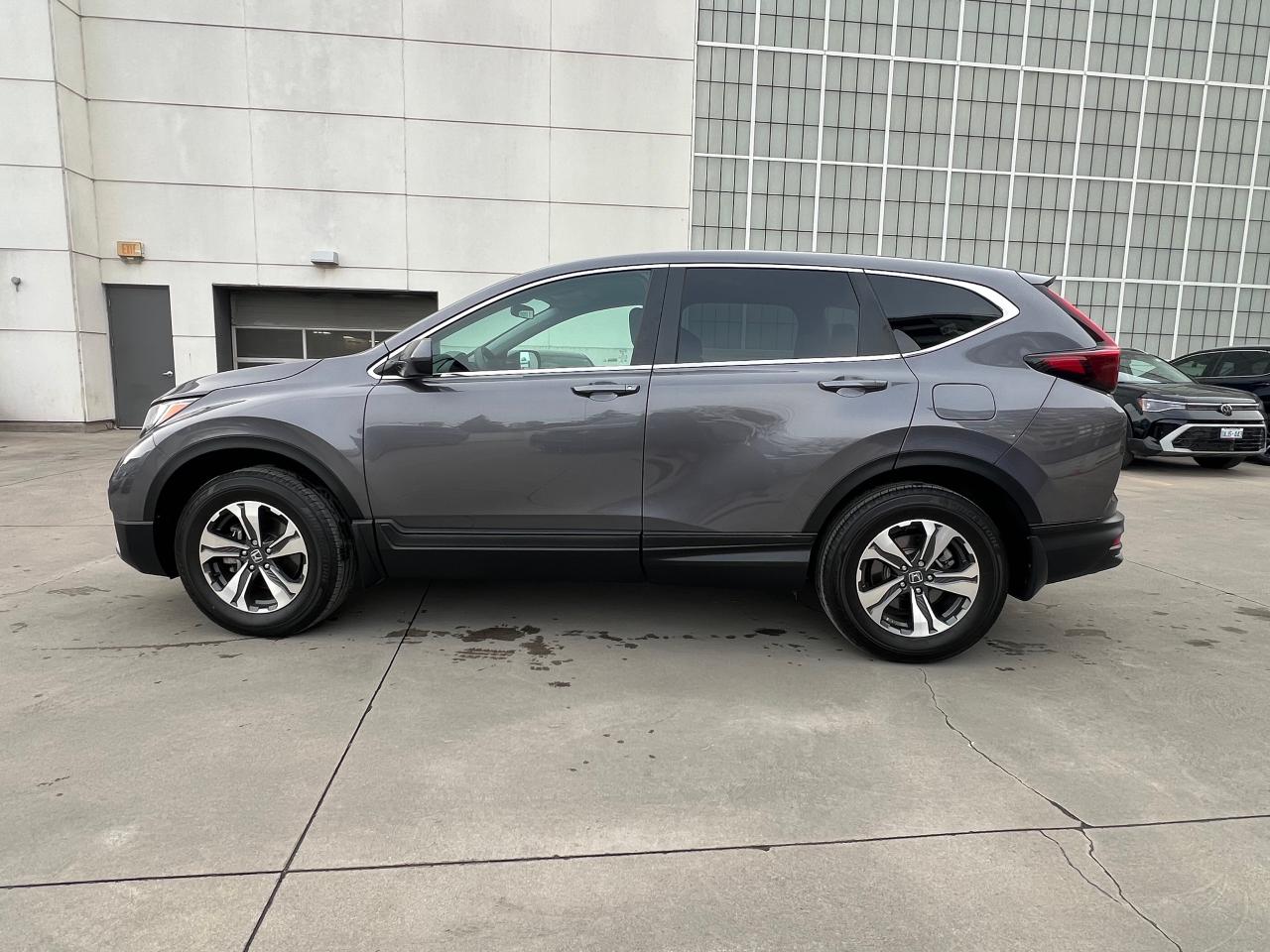 2022 Honda CR-V LX 4dr All-wheel Drive Photo3