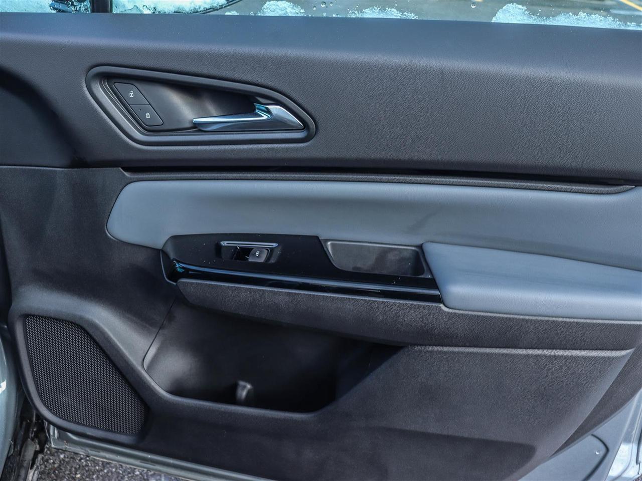 2024 Honda Prologue EX-L 4dr All-Wheel Drive Photo
