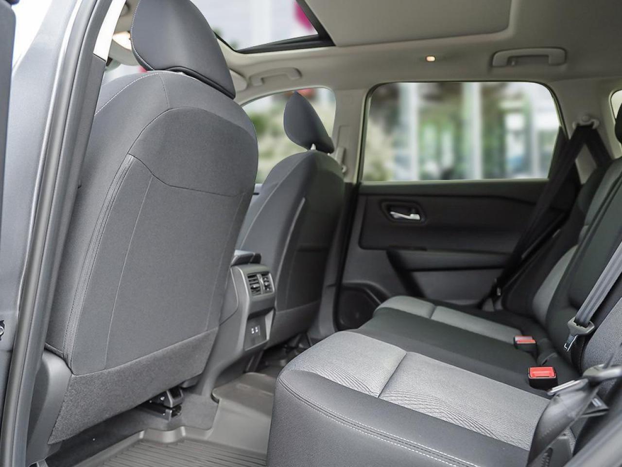 2026 Nissan Rogue SV Moonroof 4dr All-Wheel Drive Sport Utility Photo