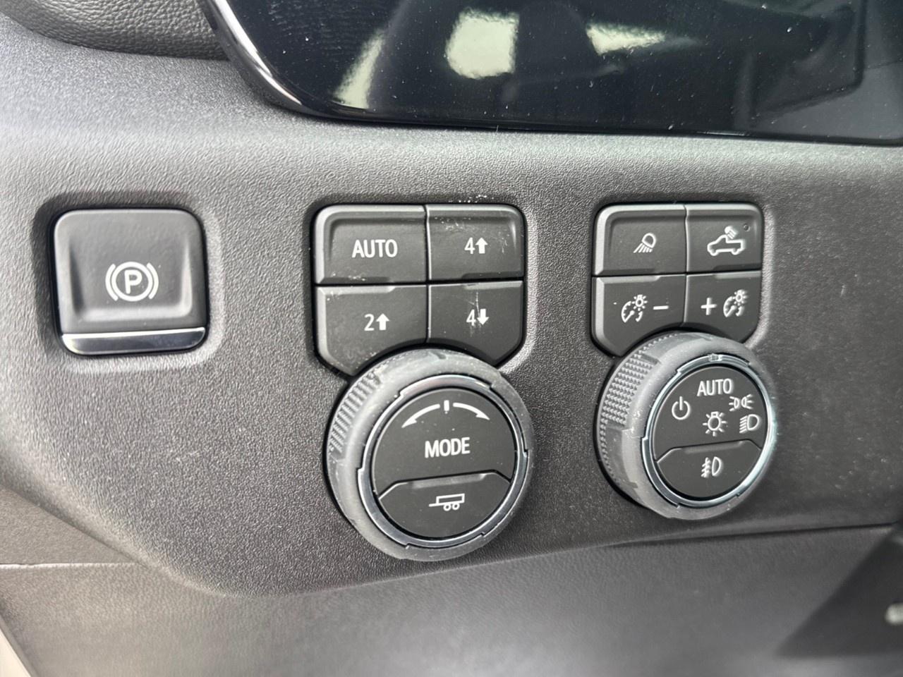 2026 Chevrolet Silverado 1500 Crew Cab Short Box 4-Wheel Drive RST Photo