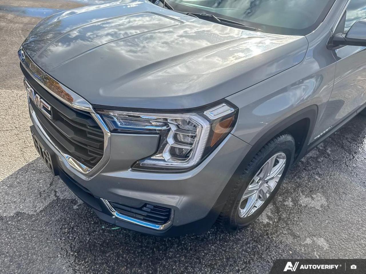 2024 GMC Terrain SLE 4dr All-Wheel Drive Photo