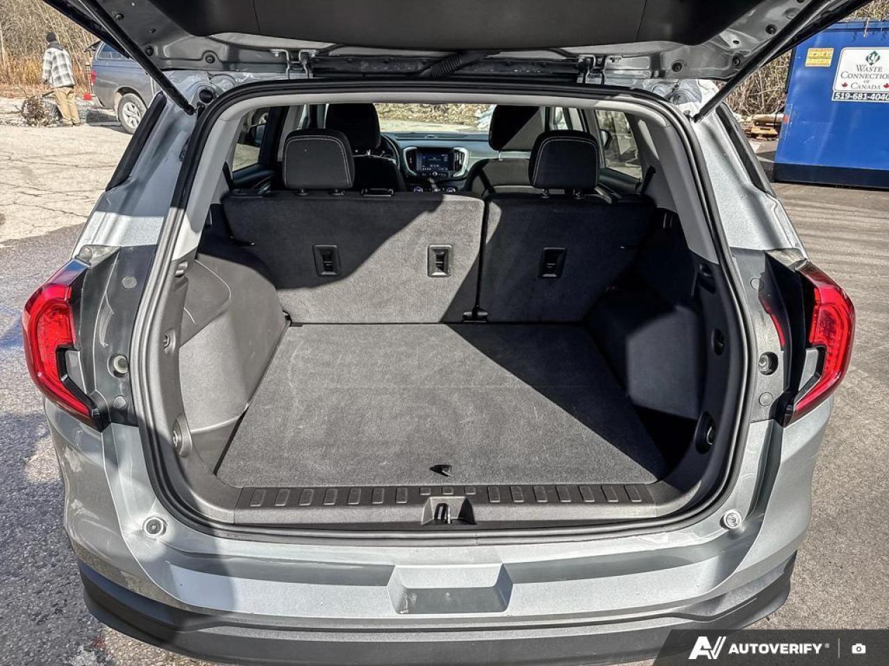 2024 GMC Terrain SLE 4dr All-Wheel Drive Photo