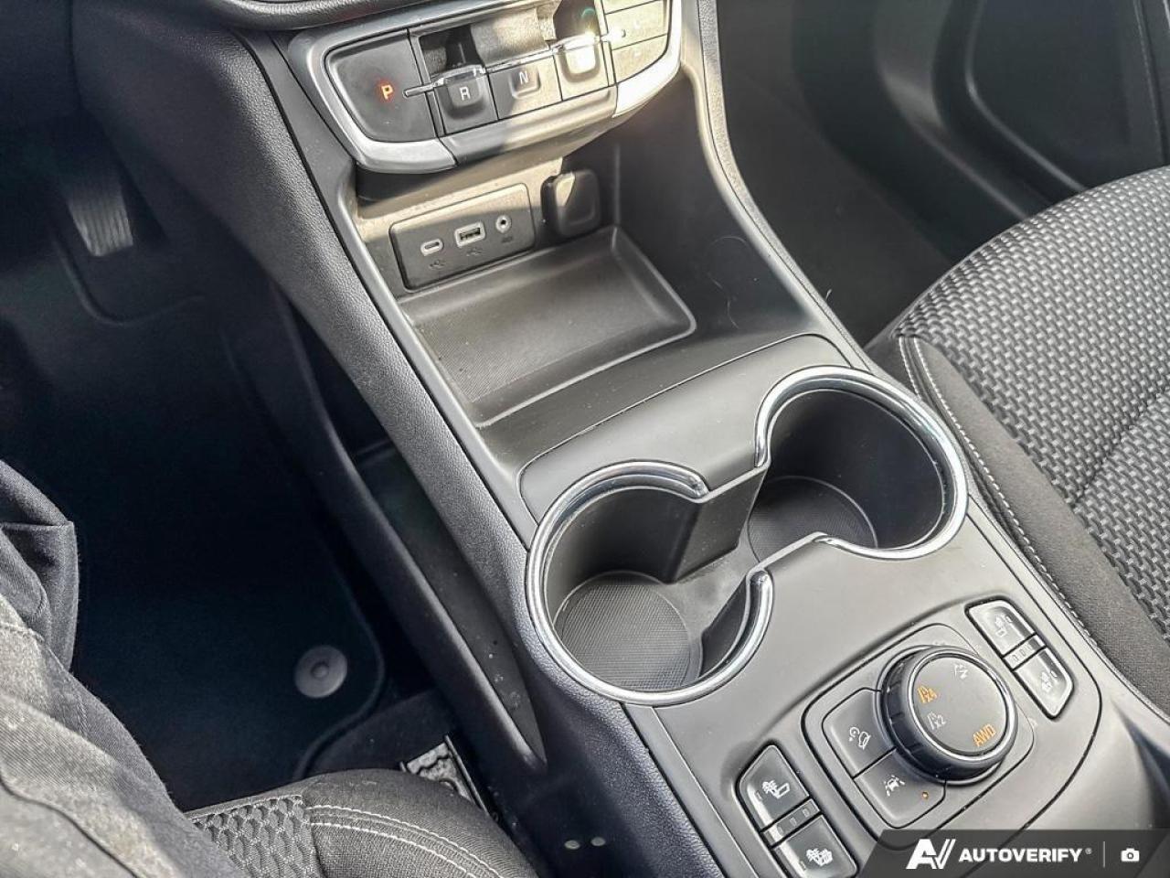 2024 GMC Terrain SLE 4dr All-Wheel Drive Photo