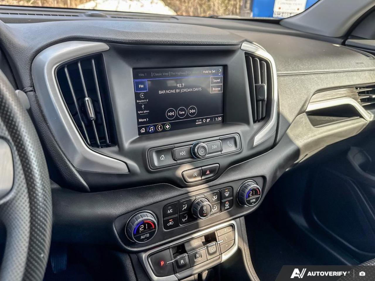 2024 GMC Terrain SLE 4dr All-Wheel Drive Photo