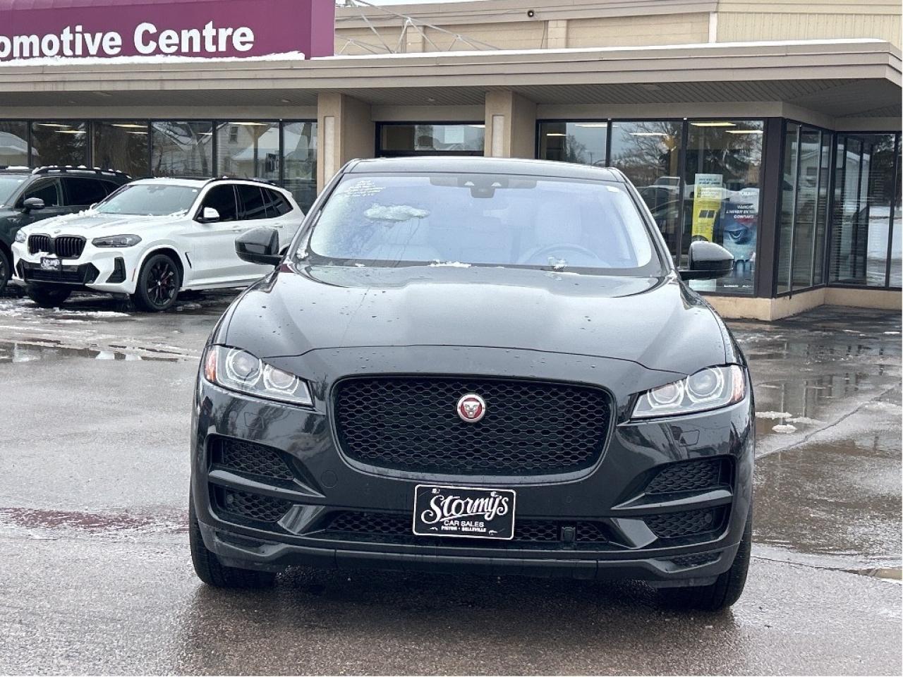 2019 Jaguar F-PACE Prestige AWD/LEATHER/NAV/PWR ROOF CALL PICTON Photo