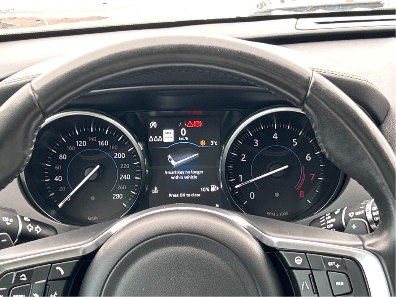 2019 Jaguar F-PACE Prestige AWD/LEATHER/NAV/PWR ROOF CALL PICTON Photo